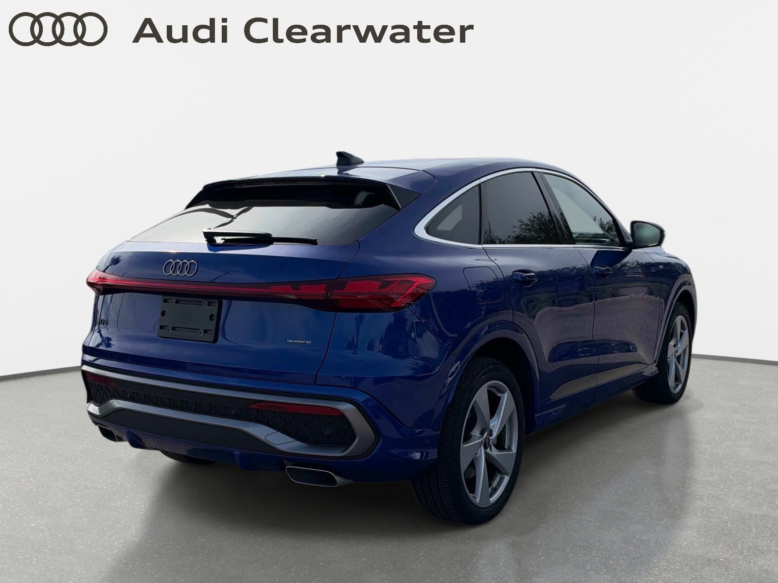 Used 2025 Audi Q5 Prestige AWD/4WD image 3