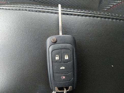 Used 2017 GMC Terrain SLE FWD image 32
