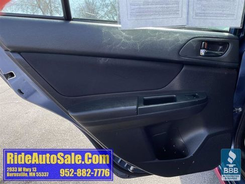 Used 2012 Subaru Impreza 2.0i Premium image 11
