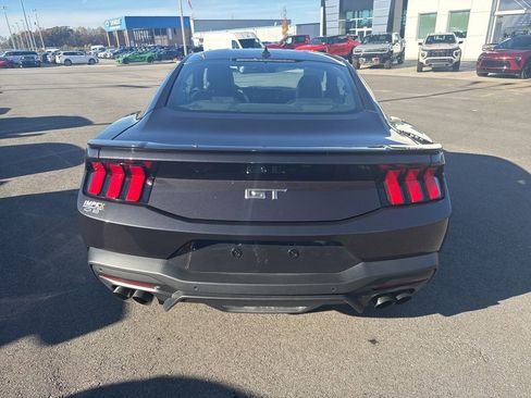 Used 2024 Ford Mustang GT Premium image 4