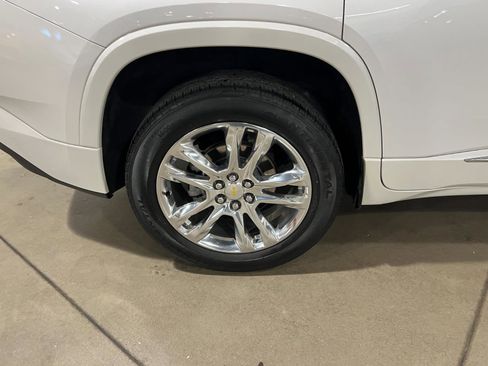 Used 2020 Chevrolet Traverse High Country w/ LPO, Floor Liner Package image 47