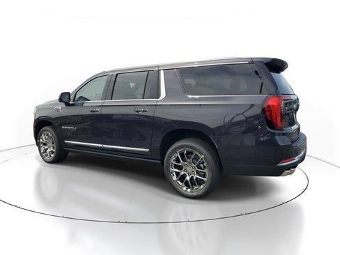 New 2026 GMC Yukon XL Denali w/ Sun & Power Step Package RWD image 4