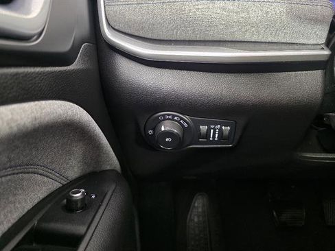 Used 2024 Jeep Compass Latitude AWD/4WD image 42