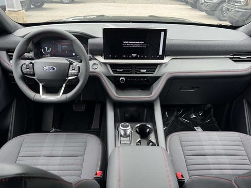 New 2026 Ford Explorer ST-Line w/ ST-Line Street Pack AWD/4WD image 2