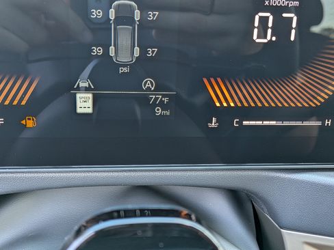 New 2027 Kia Telluride EX FWD image 34