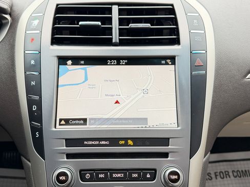 Used 2017 Lincoln MKZ Reserve w/ Climate Package image 52