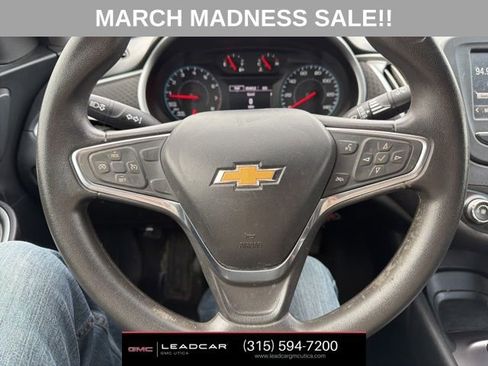 Used 2018 Chevrolet Malibu LS image 19