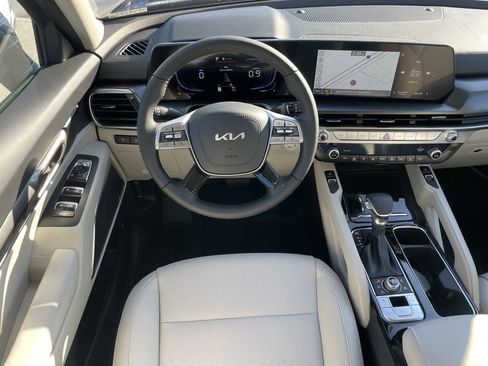 New 2025 Kia Telluride S image 24
