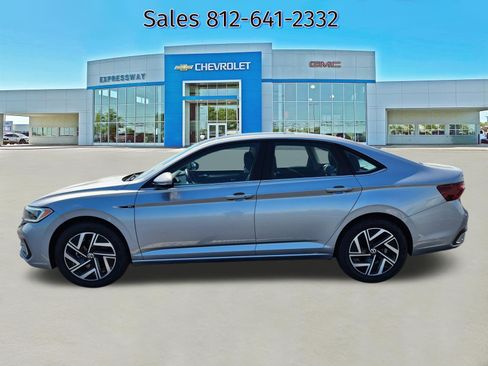 Used 2022 Volkswagen Jetta SEL FWD image 4
