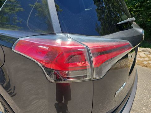 Used 2017 Toyota RAV4 Limited w/ All Weather Liner Package AWD/4WD image 34