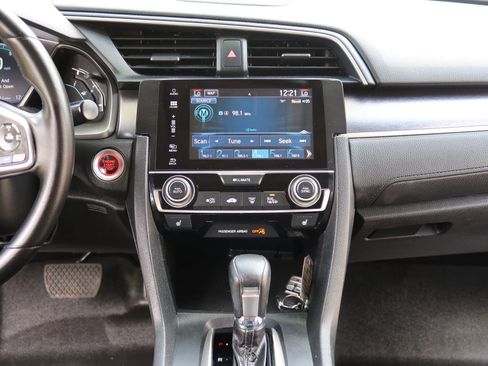 Used 2016 Honda Civic Touring image 24