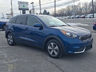 Used 2019 Kia Niro LX video 3