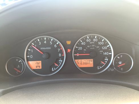 Used 2008 Nissan Pathfinder SE w/ Leather Pkg image 24