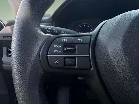 Used 2023 Honda Accord EX image 22