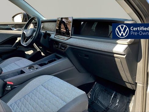 Used 2025 Volkswagen Tiguan S FWD image 27
