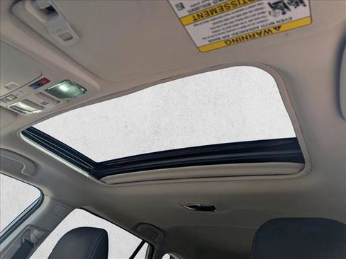 Used 2019 Subaru Outback 3.6R Limited image 18