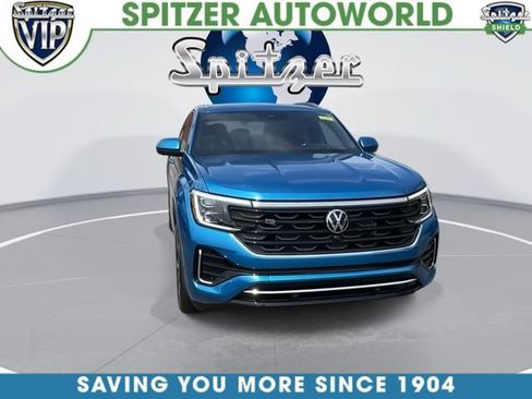 Used 2024 Volkswagen Atlas Cross Sport SEL Premium R-Line AWD/4WD image 4