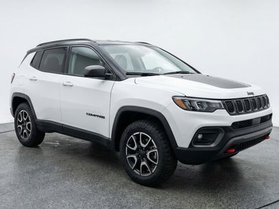 Used 2025 Jeep Compass Trailhawk