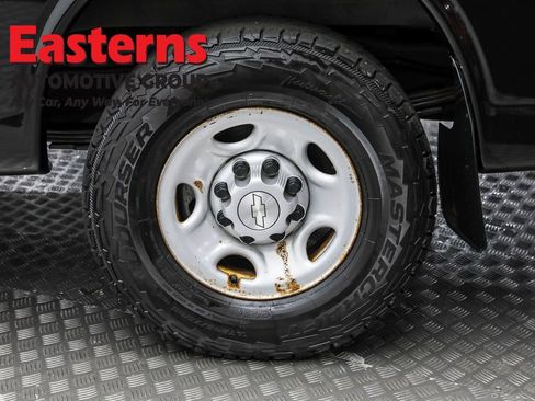 Used 2016 Chevrolet Express 2500 image 8