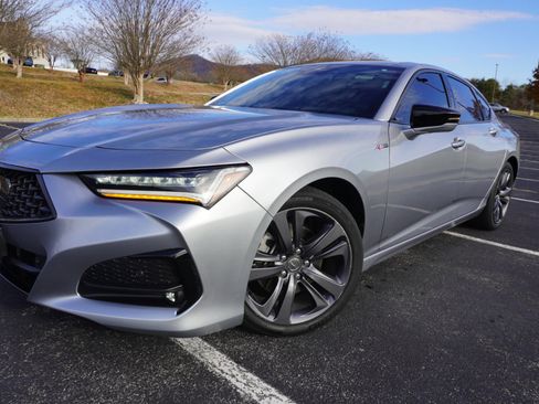 Used 2023 Acura TLX SH-AWD w/ A-SPEC Pkg image 9