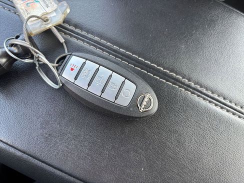 Used 2025 Nissan Altima 2.5 SV FWD image 23