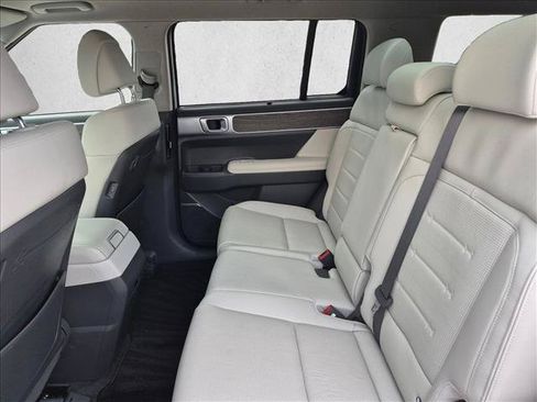 Used 2024 Hyundai Santa Fe Limited AWD/4WD image 20