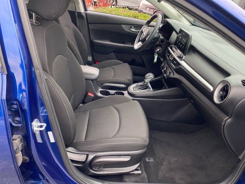 Certified 2021 Kia Forte LXS image 25