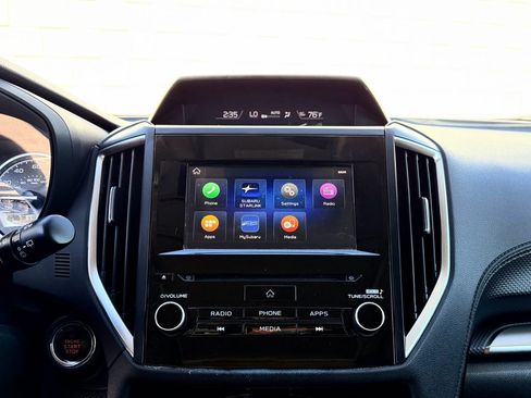 Used 2020 Subaru Forester Premium image 24