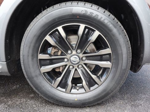 Used 2018 Nissan Armada Platinum AWD/4WD image 47