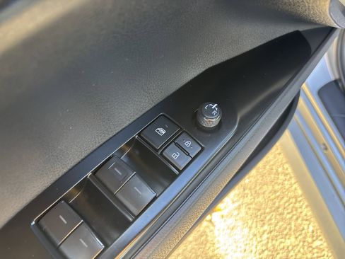 Used 2025 Toyota Camry LE image 17