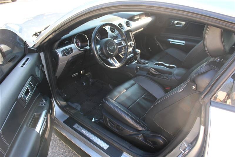 Used 2021 Ford Mustang Premium RWD image 10