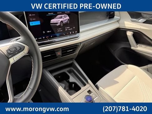 Certified 2025 Volkswagen Tiguan SE AWD/4WD image 38