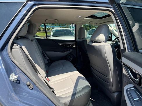 Used 2024 Subaru Outback Limited AWD/4WD image 10