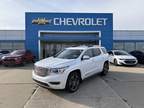 Used 2018 GMC Acadia Denali image 1