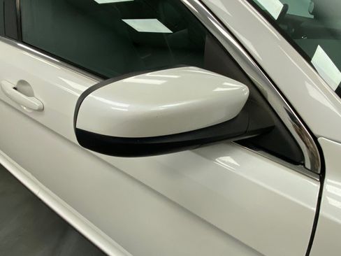 Used 2015 Ford Taurus SEL w/ Equipment Group 201A image 15