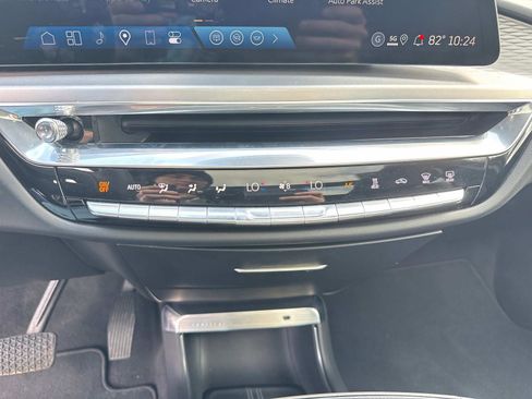 Used 2024 Cadillac Lyriq Sport image 20