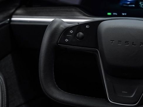 Used 2023 Tesla Model S image 24