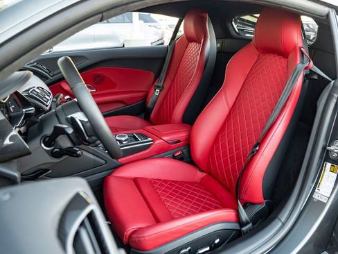 Used 2023 Audi R8 V10 performance image 15