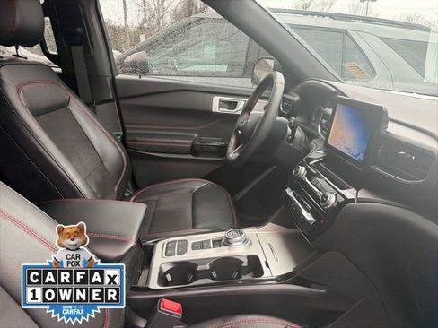 Used 2024 Ford Explorer ST-Line w/ Class IV Trailer Tow Package image 12