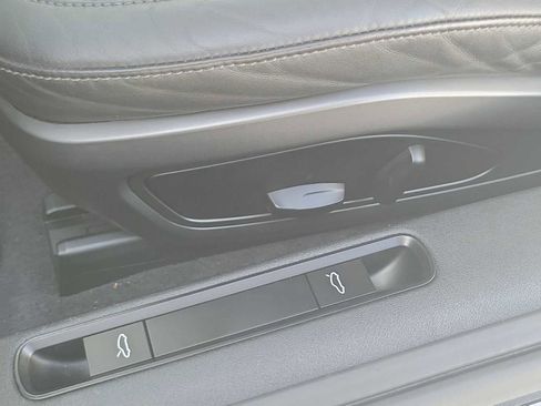 Used 2020 Porsche 911 Carrera 4S image 13