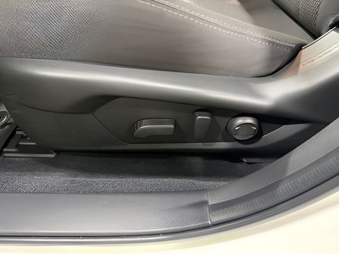 Certified 2024 Subaru Crosstrek 2.0i Premium AWD/4WD image 12