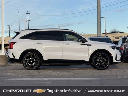 Used 2021 Kia Sorento SX image 5