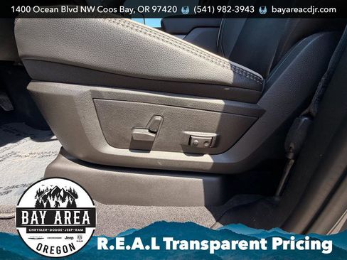 New 2026 RAM 2500 Laramie AWD/4WD image 12