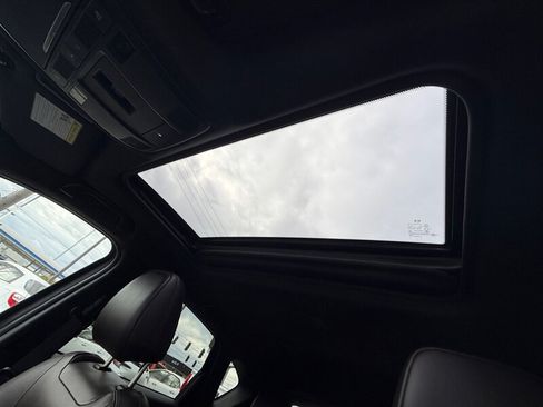 Used 2019 MAZDA CX-5 Signature AWD/4WD image 25