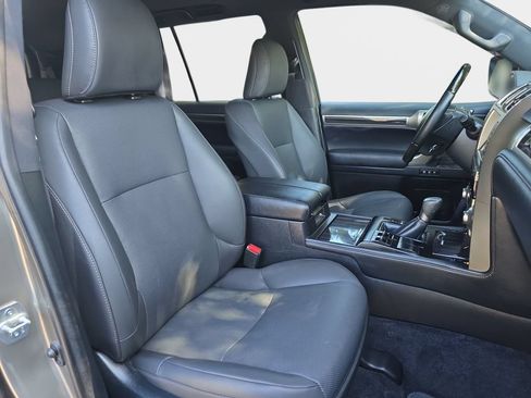 Certified 2021 Lexus GX 460 Premium w/ Premium Package AWD/4WD image 10