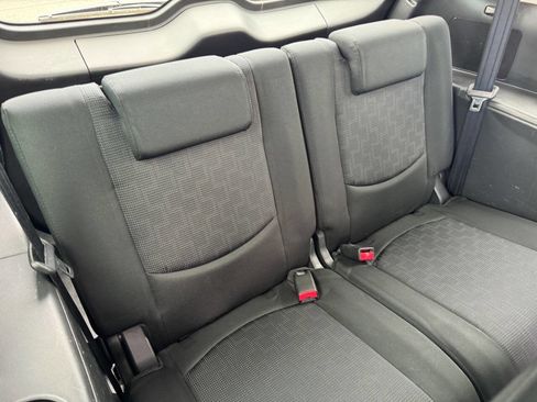 Used 2010 MAZDA MAZDA5 Sport image 23