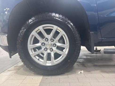 Used 2021 Chevrolet Silverado 1500 LT image 27