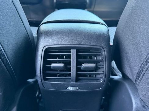 Used 2023 Ford Escape Active w/ Tech Pack #1 AWD/4WD image 12