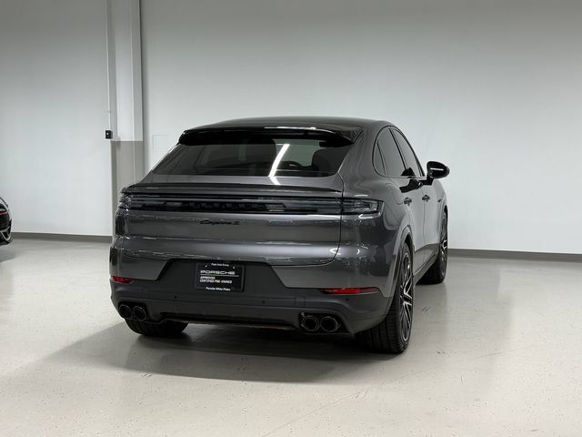 Certified 2024 Porsche Cayenne S AWD/4WD image 8