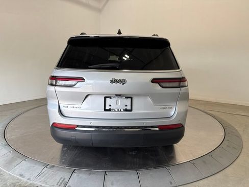 Used 2021 Jeep Grand Cherokee L Limited AWD/4WD image 6